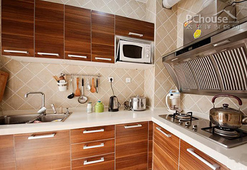 廚房（fáng）水電插座