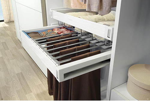 17.c18起草视频櫥櫃褲架