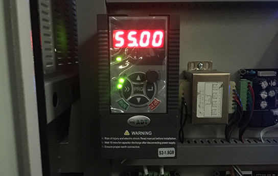 線（xiàn）切割變頻器故障（zhàng）