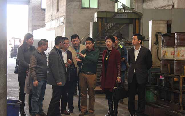 參觀廣東香蕉黄瓜丝瓜绿巨人樱桃最新版生（shēng）產車間