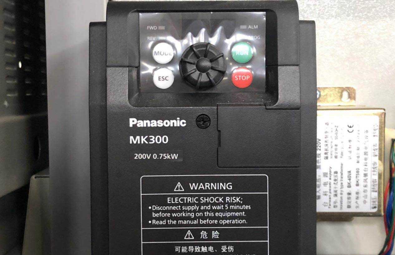 線切（qiē）割換向斷鉬絲原因