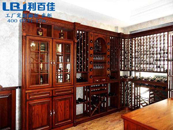 酒櫃2.jpg