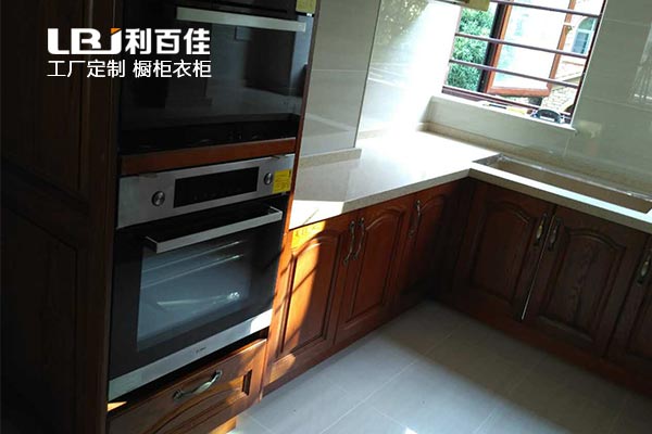 8.23-03.jpg 8.23-03.jpg