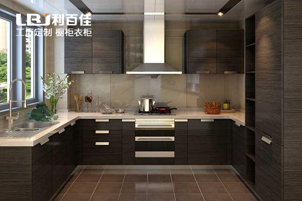 8.31-02.jpg 8.31-02.jpg