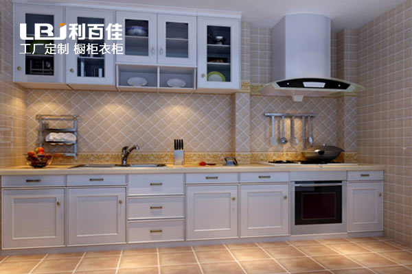 8.31-03.jpg 8.31-03.jpg