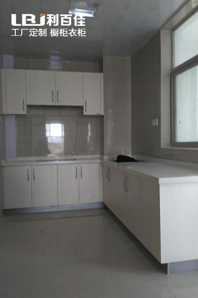 10.26-04.jpg 10.26-04.jpg