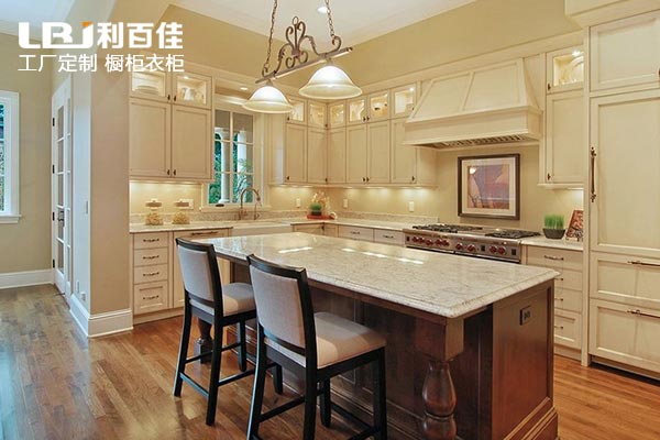 2.1-02.jpg 2.1-02.jpg