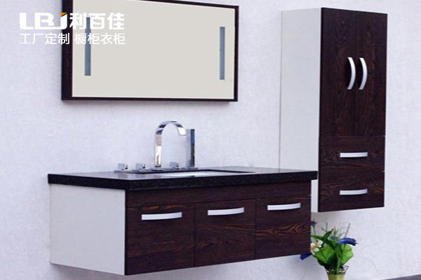 定（dìng）製櫥櫃