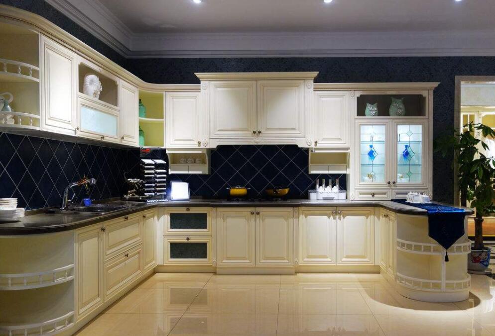 整體（tǐ）櫥櫃