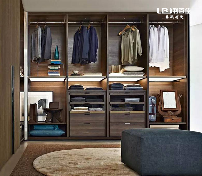 男式衣櫃2.jpg