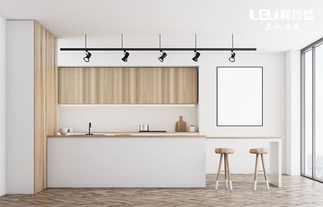 廚房燈光01.jpg 廚房燈光01.jpg