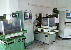 蘇州三光中走絲機床