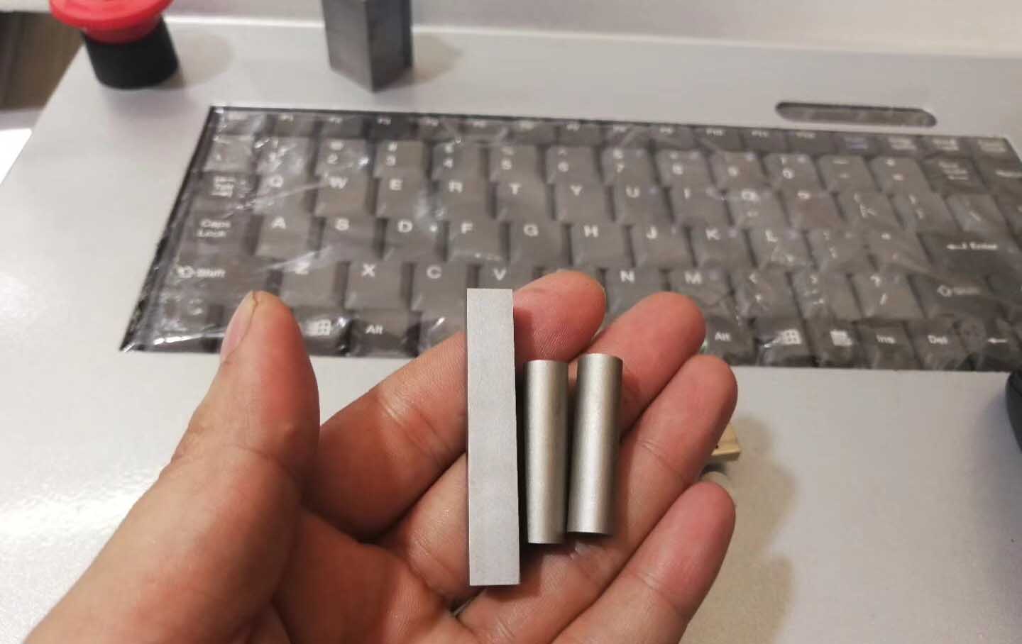 廈門（外協張老板）伺服中走絲加工樣件