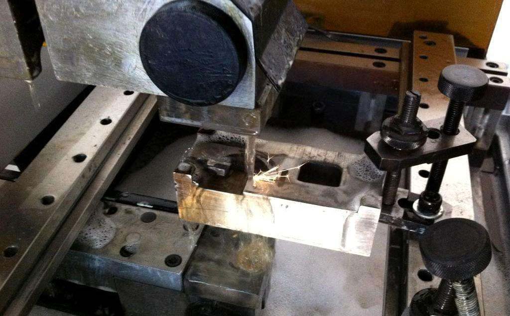 線（xiàn）切割加工工件