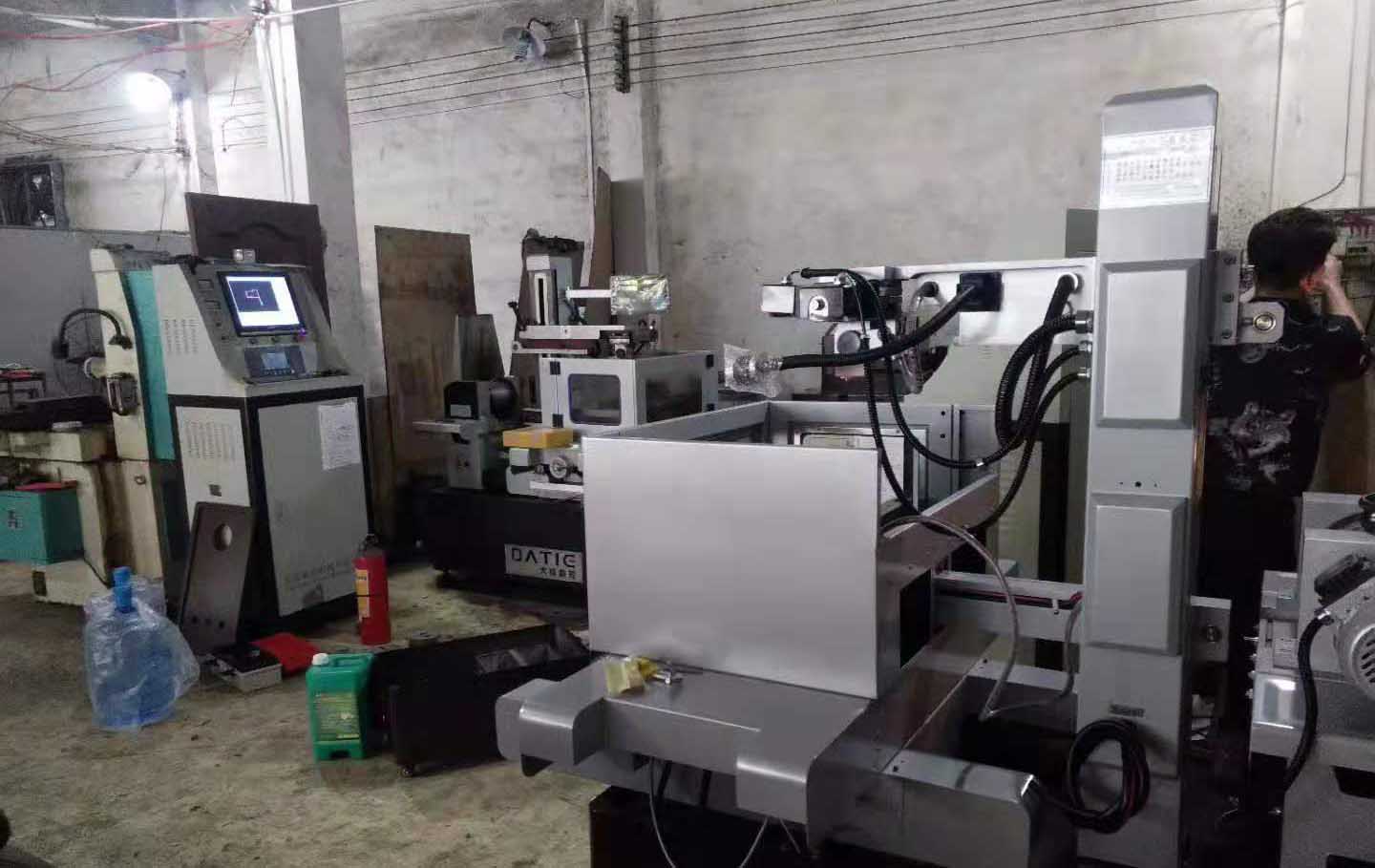 佛山（譽興模具）極速中走絲實地（dì）客戶現場培訓（xùn）