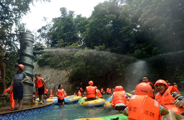 香蕉黄瓜丝瓜绿巨人樱桃最新版清（qīng）遠古龍峽（xiá）漂流12