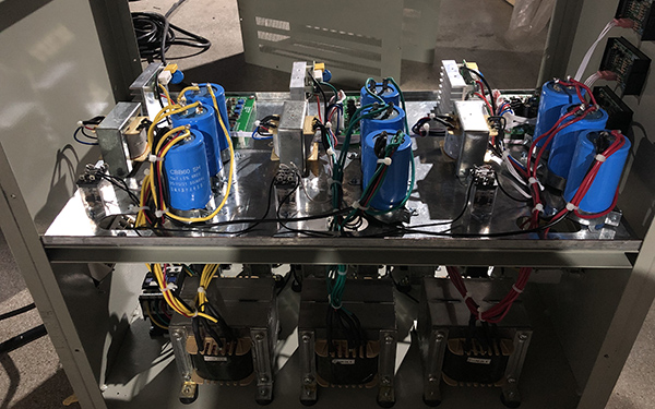 線切割機床（chuáng）穩壓器內部結構