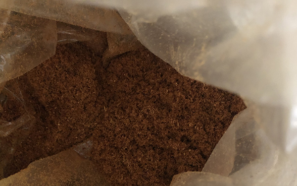 線切（qiē）割（gē）木屑洗手液